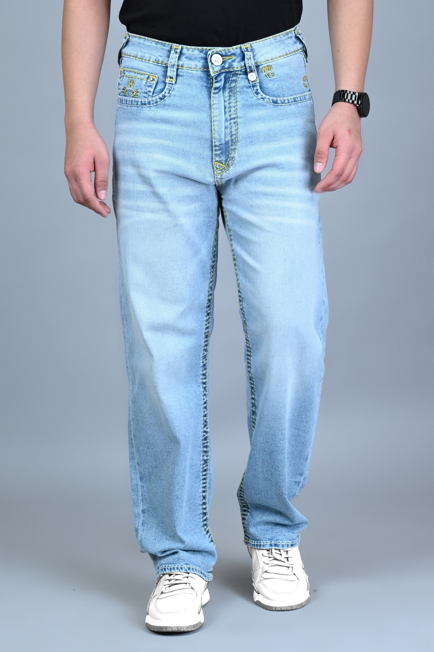 WHITE APPLE MEN LATEST BAGGY FIT LIGHT BLUE JEANS, CASUAL WEAR JEANS